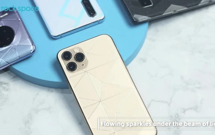 Rendez votre téléphone nouvelle machine de découpe de film spatial Againrock Film arrière géométrique translucide